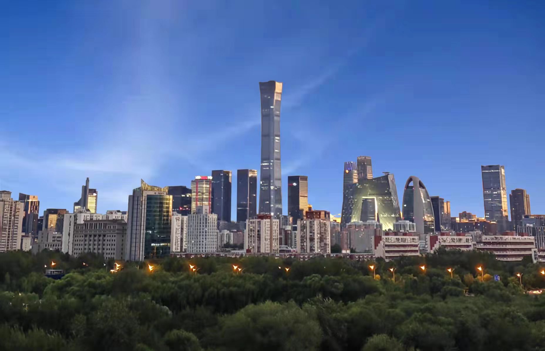 “新经济”成市场关注重点，工业类资产抗风险能力较为凸出