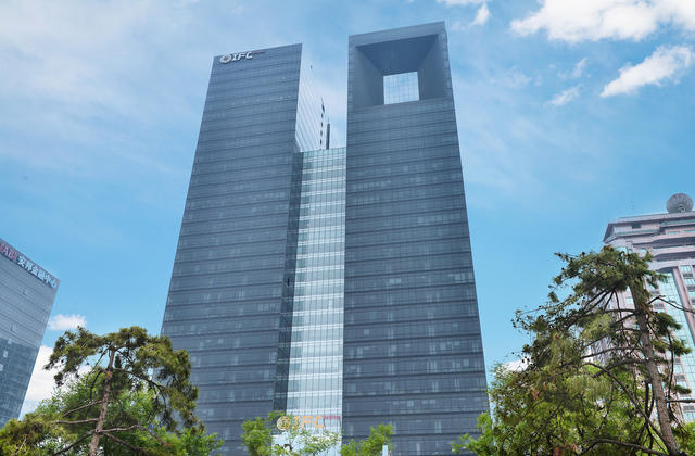 凤凰中心|建筑界中国的自信 空间功能与美共存